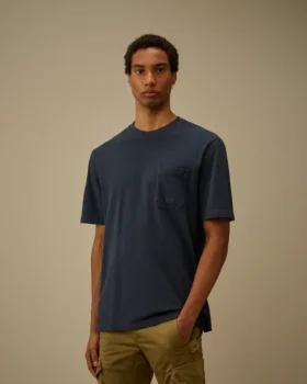24/1 kortärmad T-shirt i pigmentfärgad piqué