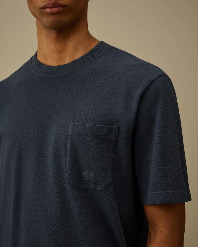 24/1 kortärmad T-shirt i pigmentfärgad piqué
