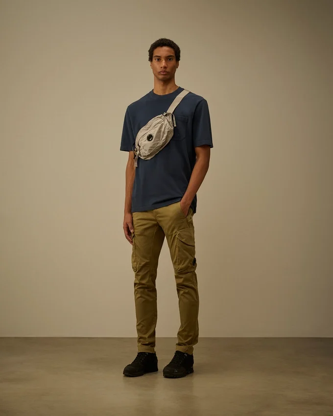 24/1 kortärmad T-shirt i pigmentfärgad piqué