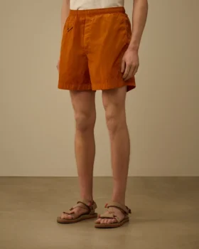 Badshorts med broderad Eco-Chrome R-logotyp