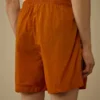 Badshorts med broderad Eco-Chrome R-logotyp