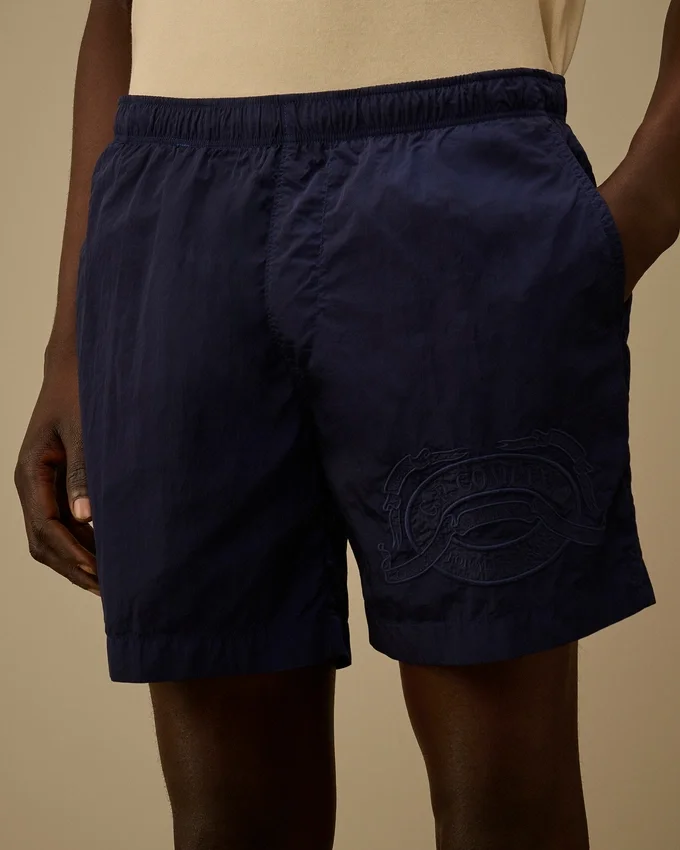 Badshorts med broderat Eco-Chrome-R-motiv