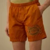 Badshorts med broderat Eco-Chrome-R-motiv