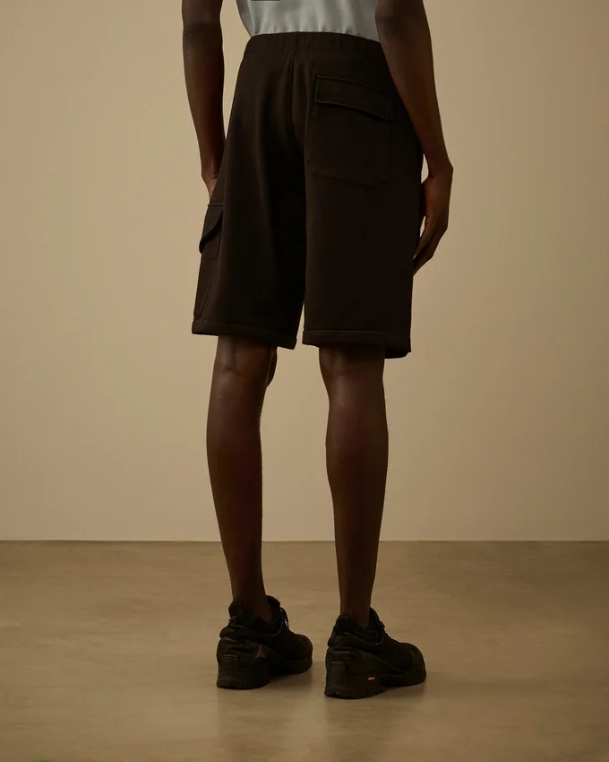 Diagonala, upphöjda fleece-cargoshorts
