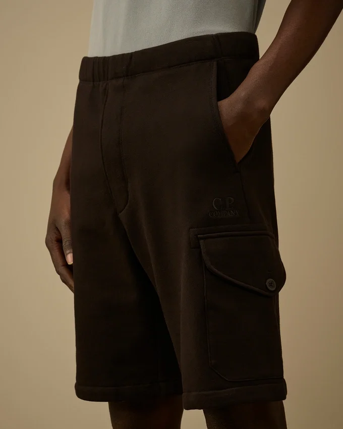 Diagonala, upphöjda fleece-cargoshorts