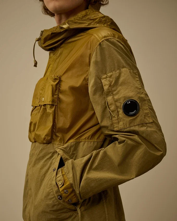Flatt Nylon Mixed Hooded Lens Jacket