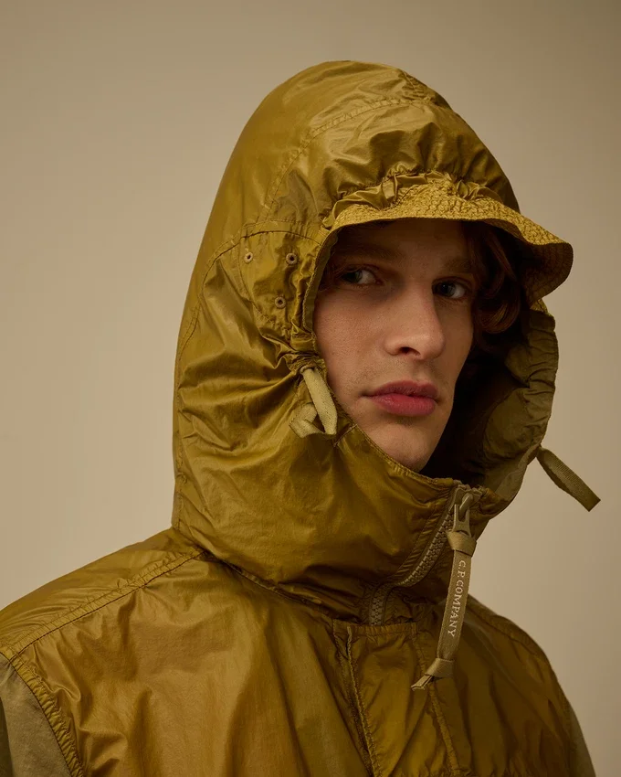 Flatt Nylon Mixed Hooded Lens Jacket