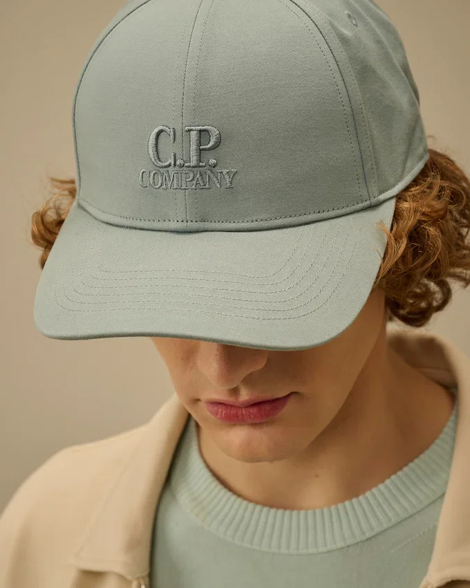Gabardine-keps med logotyp