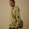 Huvsweatshirt i diagonal bomullsfleece med Lens-glasögon