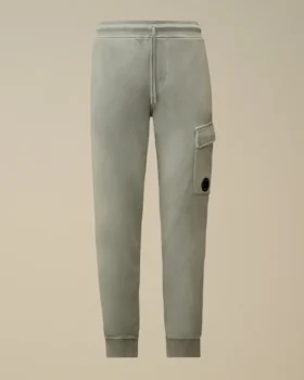 Joggingbyxor i bomullsfleece med diagonalstruktur och Lens-detalj