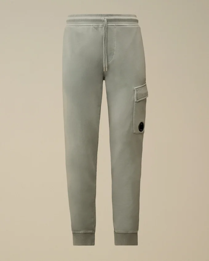Joggingbyxor i bomullsfleece med diagonalstruktur och Lens-detalj