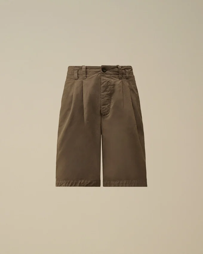 Lösa shorts i bomullsgabardin