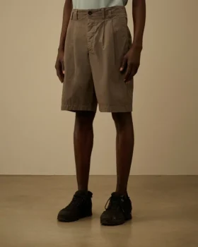 Lösa shorts i bomullsgabardin