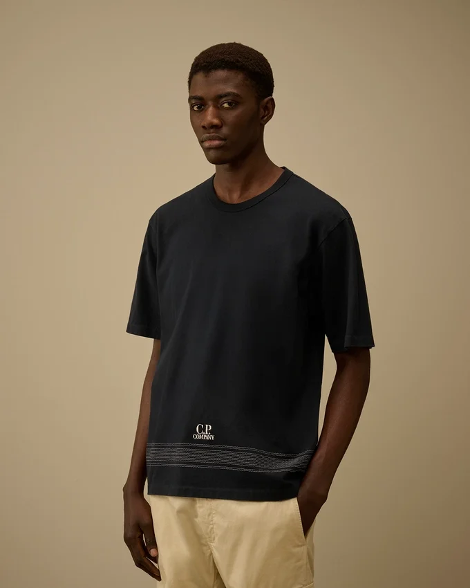 Merceriserad jersey 30/2 tvinnad kortärmad T-shirt med broderi