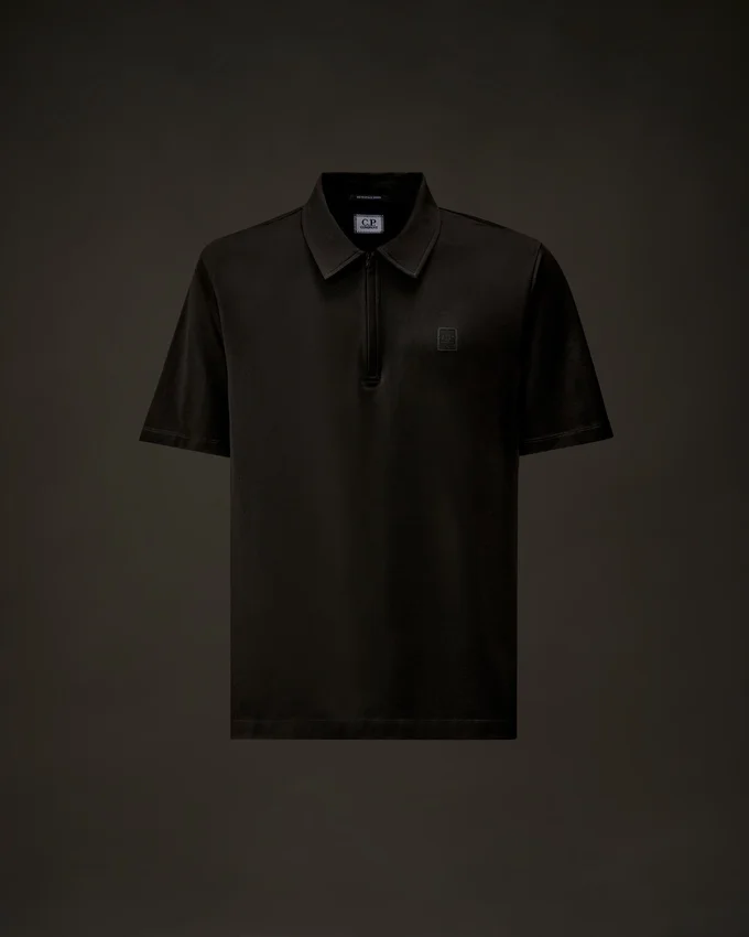 Metropolis Series – kortärmad polotröja i merceriserad jersey med halv dragkedja