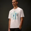 Metropolis Series: T-shirt i merceriserad jersey med korta ärmar och grafiskt tryckt logotyp