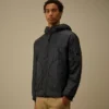 Nada Shield packbar Primaloft® Evolve-jacka med huva och Lens-detalj