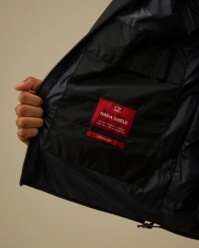 Nada Shield packbar Primaloft® Evolve-jacka med huva och Lens-detalj