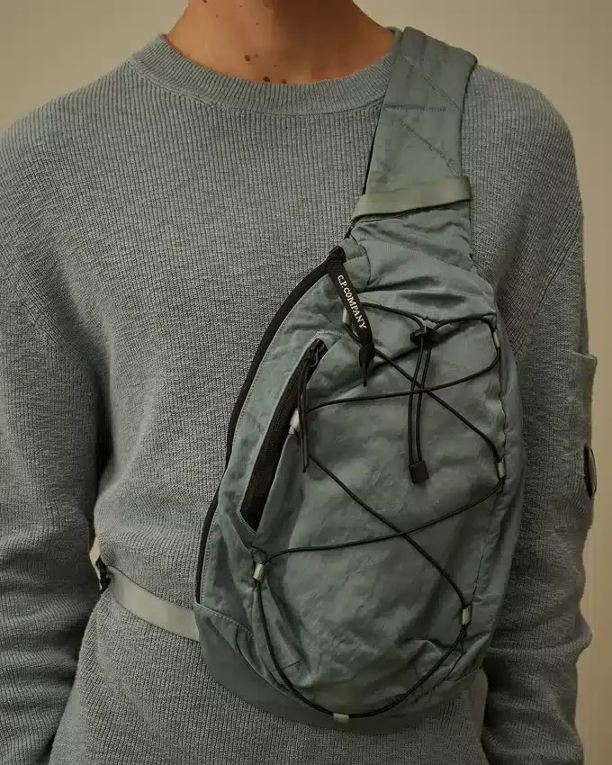 Nylon B-ryggsäck med axelrem