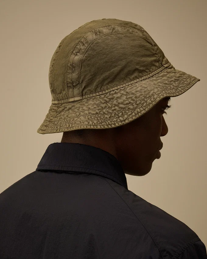 Panama-R-buckethat