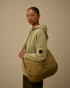 Rafia-R-väska i blandmaterial