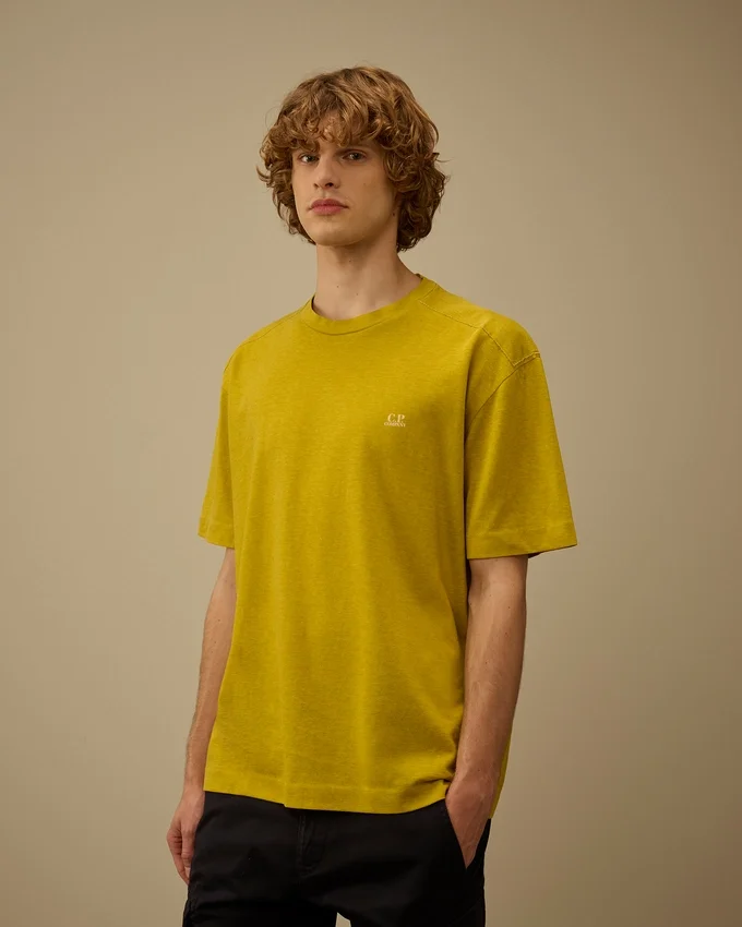 T-shirt i 20/1 jersey med pläterat logo