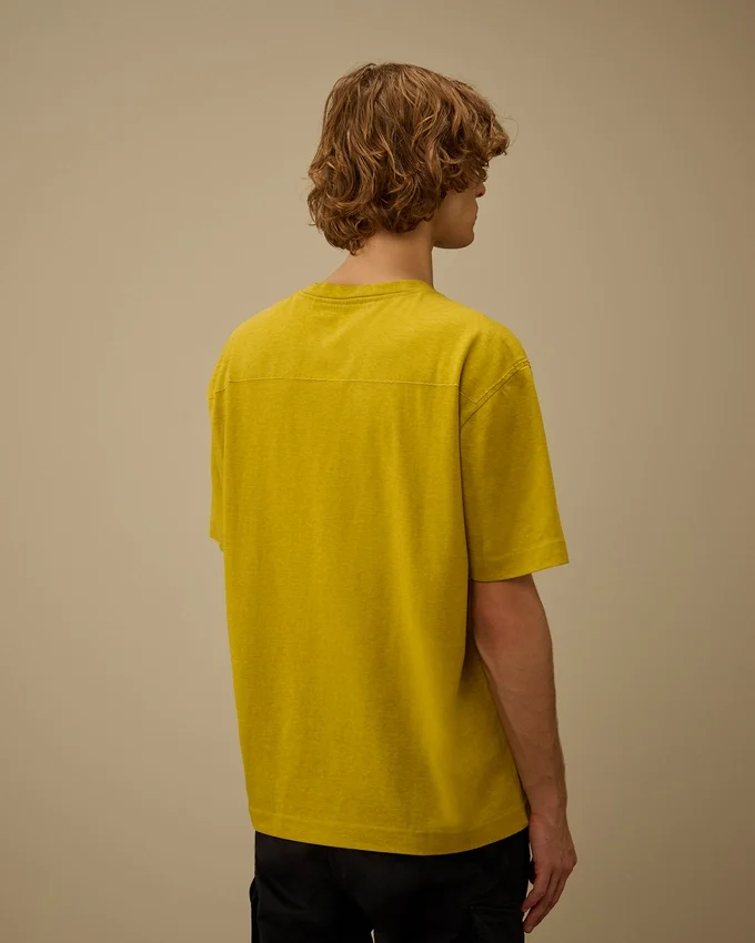 T-shirt i 20/1 jersey med pläterat logo