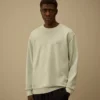 Tröja med rund hals, logotyp och resistfärgad diagonal bomullsfleece