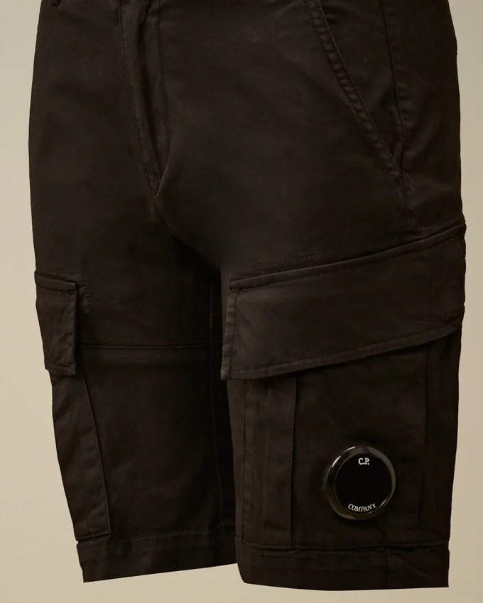 U16 Stretch-gabardin-cargoshorts with Lens