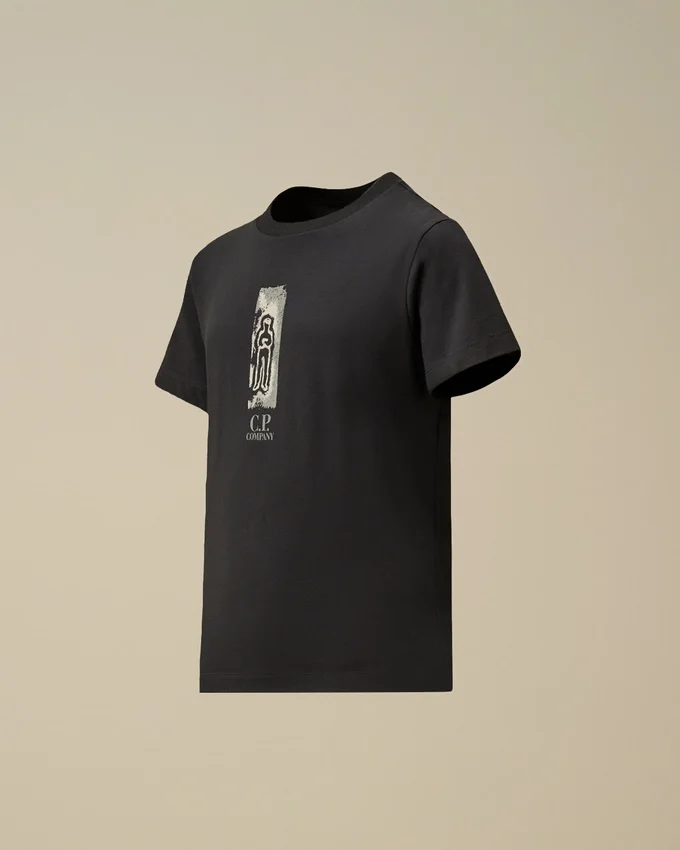 U16 T-shirt i bomullsjersey 30/1 med korta ärmar och motiv av brittisk sjöman