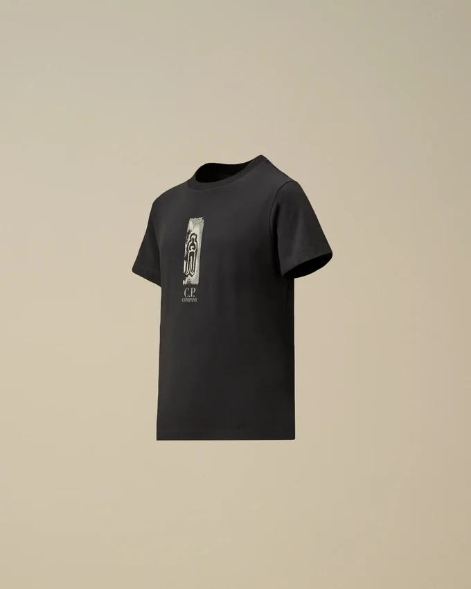 U16 T-shirt i bomullsjersey 30/1 med korta ärmar och motiv av brittisk sjöman